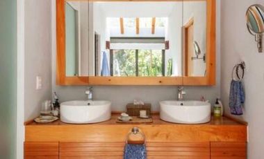 BOSQUE VERDE, Circuito Avándaro, Valle de Bravo. Casa en Condominio con Bungalow