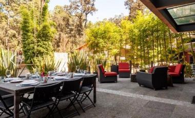 BOSQUE VERDE, Circuito Avándaro, Valle de Bravo. Casa en Condominio con Bungalow