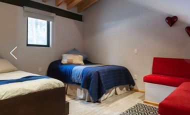 BOSQUE VERDE, Circuito Avándaro, Valle de Bravo. Casa en Condominio con Bungalow