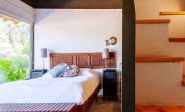 BOSQUE VERDE, Circuito Avándaro, Valle de Bravo. Casa en Condominio con Bungalow