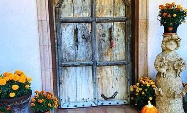 CASA QUETZAL, TEPOZTLÁN, Impresionante Casa Estilo Colonial Moderno.