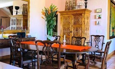 CASA QUETZAL, TEPOZTLÁN, Impresionante Casa Estilo Colonial Moderno.