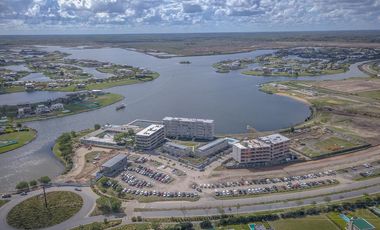 Terreno al lago, BARRIO AMARRAS, Puertos / Escobar
