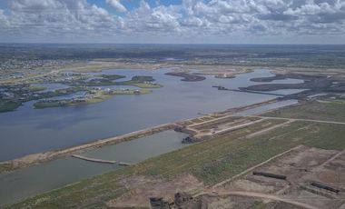 Terreno al lago, BARRIO AMARRAS, Puertos / Escobar