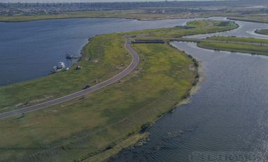 Terreno al lago, BARRIO AMARRAS, Puertos / Escobar