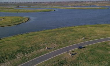 Terreno al lago, BARRIO AMARRAS, Puertos / Escobar