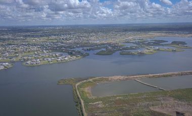 Terreno al lago, BARRIO AMARRAS, Puertos / Escobar