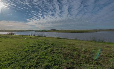 Terreno al lago, BARRIO AMARRAS, Puertos / Escobar