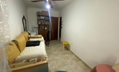 Venta Casa 3 Dormitorios - Fernández Oro - Barrio Piedras Blancas