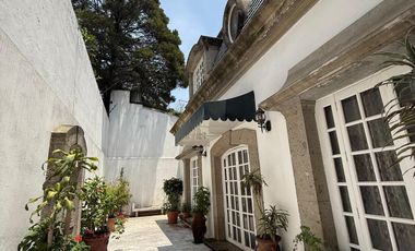 Se vende casa en Lomas de Chapultepec