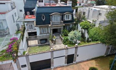 Se vende casa en Lomas de Chapultepec