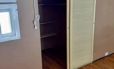 Semipiso en Duplex sobre la Avda, a mts del FCGR y de Escalada Centro