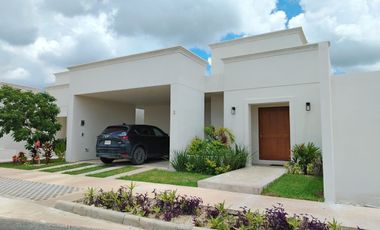 CASA DE UNA PLANTA EN VENTA, EN PRIVADA CONKAL MÉRIDA YUCATÁN
