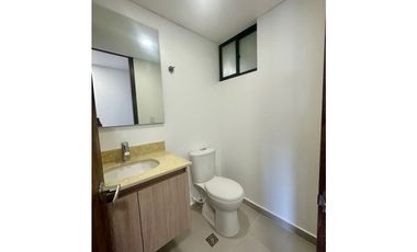 SE ARRIENDA Y VENDE APARTAESTUDIO