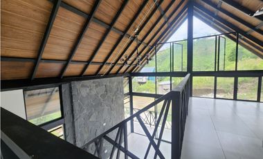 Se vende casa de lujo en parcelación cerca a Pereira 🔥