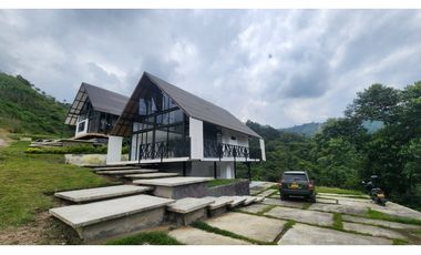 Se vende casa de lujo en parcelación cerca a Pereira 🔥