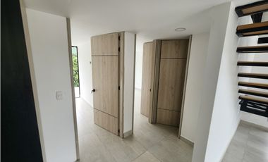 Se vende casa de lujo en parcelación cerca a Pereira 🔥