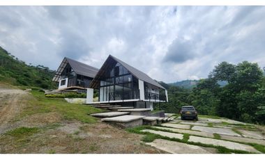 Se vende casa de lujo en parcelación cerca a Pereira 🔥