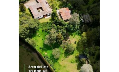 Hermosa casa campestre en la Ceja Antioquia 10.000 m2