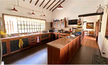 Hermosa casa campestre en la Ceja Antioquia 10.000 m2