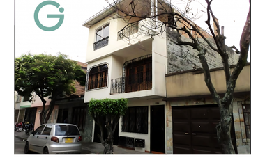 ARANJUEZ / CASA BIFAMILIAR /  VIVIENDA / OFICINA / BODEGA / LOCAL