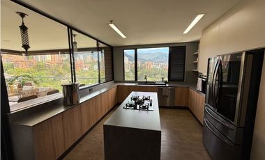 ESPECTACULAR APARTAMENTO UBICADO CERCA A LOS BALSOS