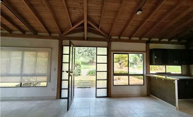 Arriendo casa campestre en la Estrella