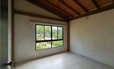 Arriendo casa campestre en la Estrella