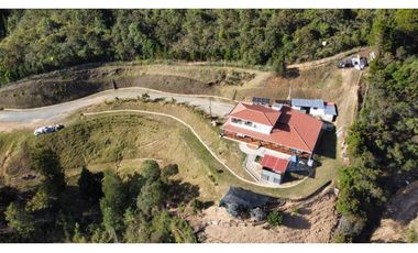 Casa Amoblada en Arriendo en Guarne