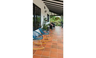 Casa Amoblada en Arriendo en Guarne