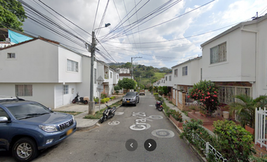 EN VENTA CASA BAVIERA FLORIDABLANCA ECONÓMICA