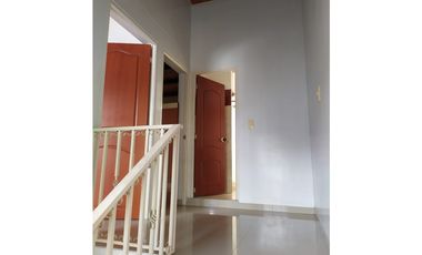 EN VENTA CASA BAVIERA FLORIDABLANCA ECONÓMICA