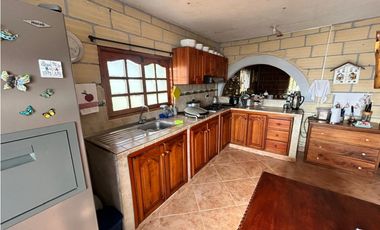 Finca con Cultivo de Aguacates, Vereda Cimarronas, Marinilla