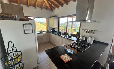 Finca con Cultivo de Aguacates, Vereda Cimarronas, Marinilla