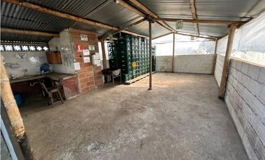 Finca con Cultivo de Aguacates, Vereda Cimarronas, Marinilla