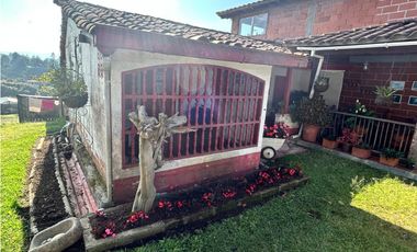 Finca con Cultivo de Aguacates, Vereda Cimarronas, Marinilla