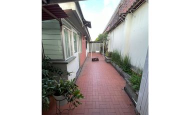 SE RENTA CASA PARA OFICINAS EN MARAYA