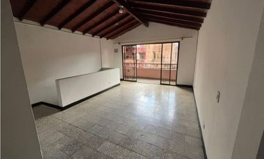 Arrienda casa en el Barrio Artex, Itagui
