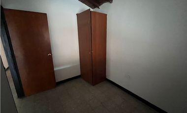 Arrienda casa en el Barrio Artex, Itagui