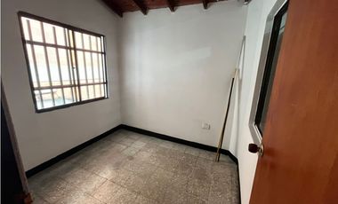 Arrienda casa en el Barrio Artex, Itagui