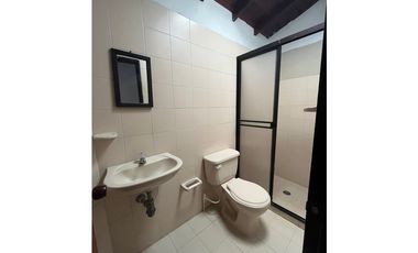 Arrienda casa en el Barrio Artex, Itagui
