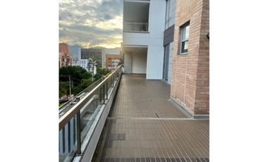 Venta de apartamento en el Poblado sector Los Parras