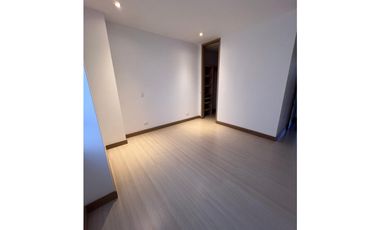 Venta de apartamento en el Poblado sector Los Parras