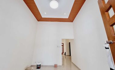 Rumah baru mewah sumber Banjarsari solo dekat ke manahan