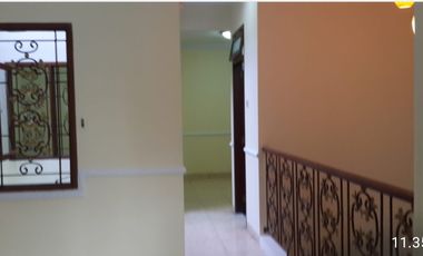 Disewa rumah Dekat Kolam renang Pondok Kelapa Jakarta Timur