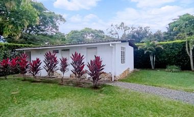Vendo Hermosa Casa Campestre En El Exclusivo Condominio Las Mercedes En Jamundí.