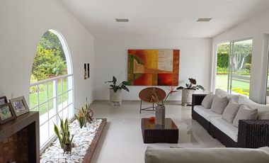 Vendo Hermosa Casa Campestre En El Exclusivo Condominio Las Mercedes En Jamundí.