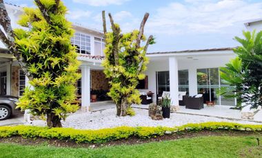 Vendo Hermosa Casa Campestre En El Exclusivo Condominio Las Mercedes En Jamundí.