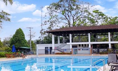 Vendo Hermosa Casa Campestre En El Exclusivo Condominio Las Mercedes En Jamundí.