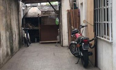 Casa en lote propio - Zarate 5900 - Chilavert